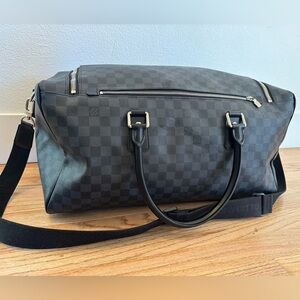 Men’s LV luggage Duffle